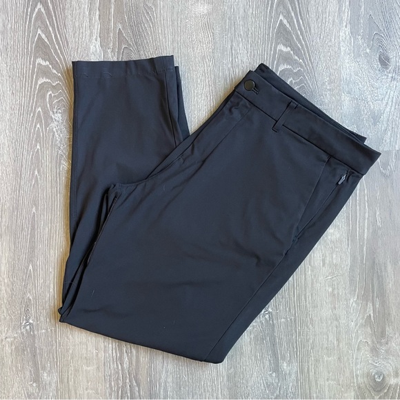 Lululemon Commission Pants
